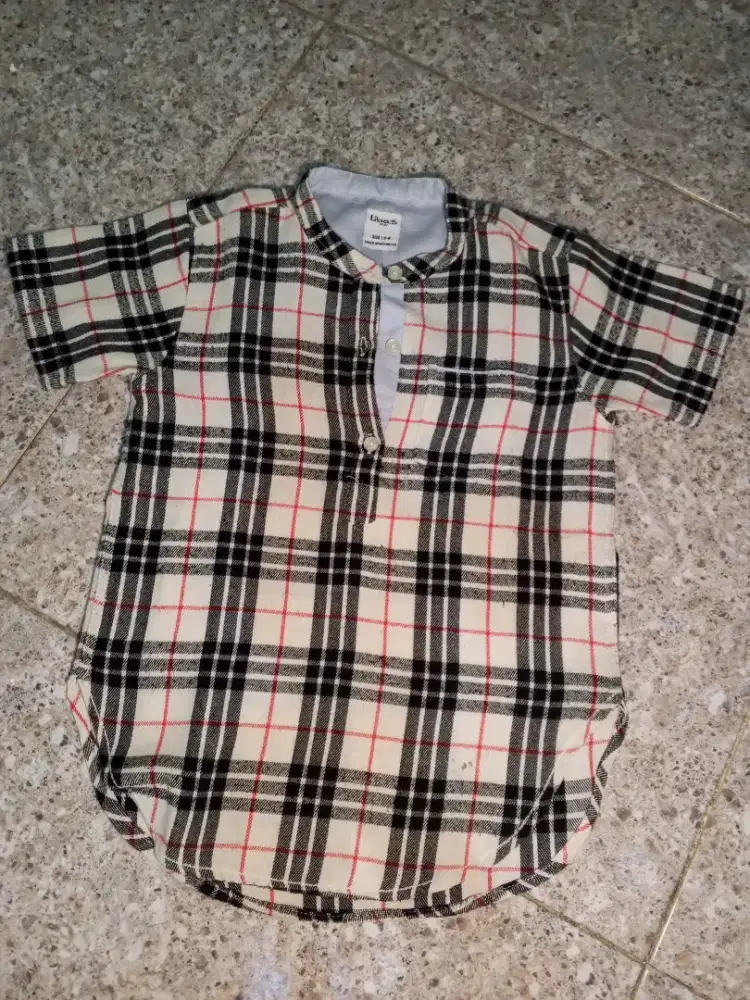 Baju thrift anak