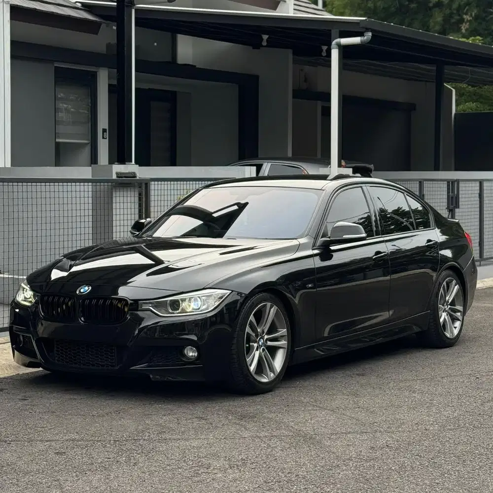 BMW 320i F30 Sport N20 Tahun 2014