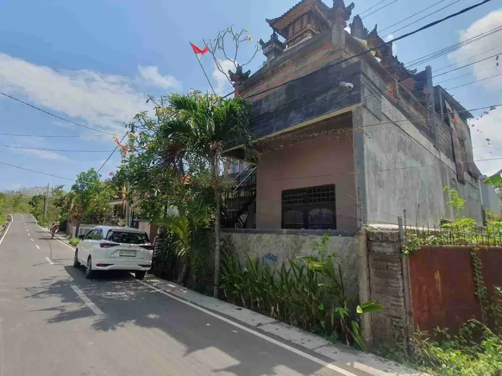 DIJUAL RUMAH LANTAI 2 LOKASI TAMAN GIRI JIMBARAN