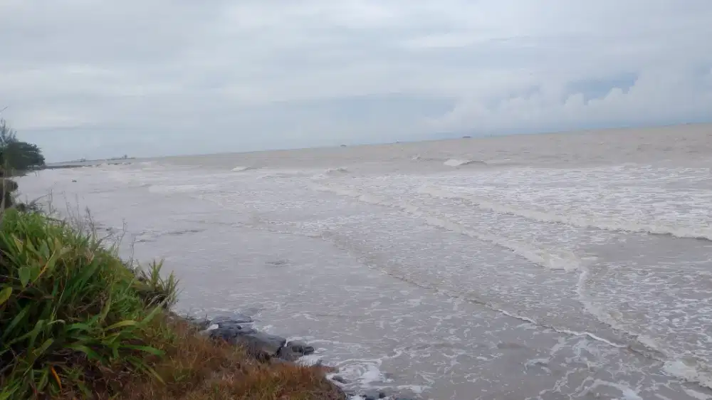 Ulun me ambil upah borongan men chat