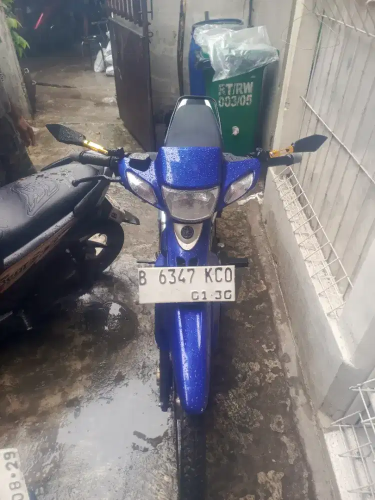 Motor Vega R lama lngkp hidup