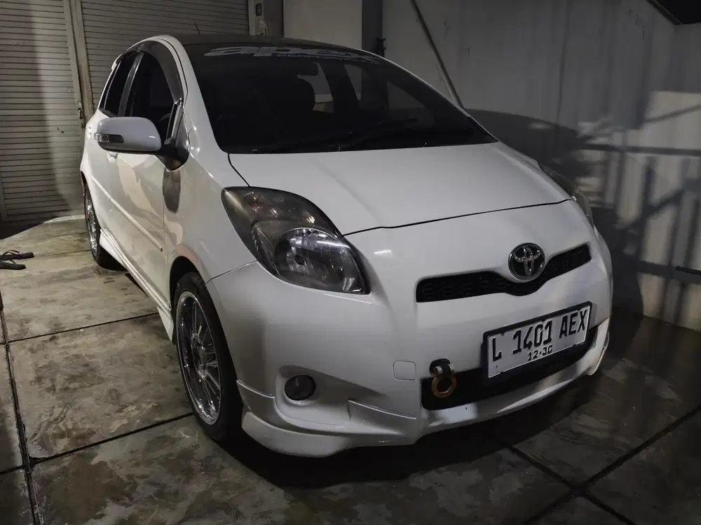Toyota Yaris 2012 Bensin