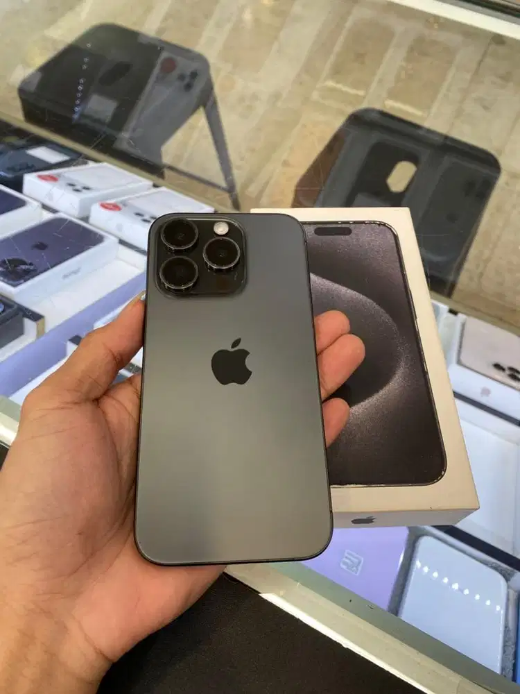 iPhone 15 Pro 256GB Black Titanium iBox