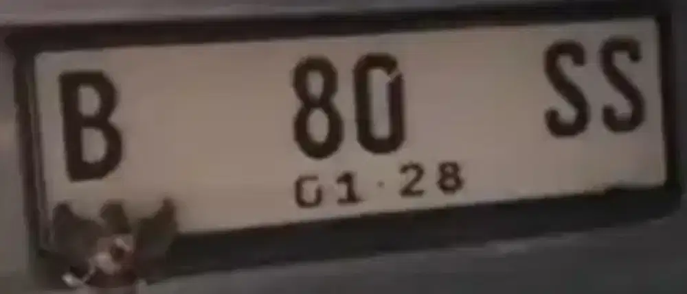 NOMOR MOBIL B 80 SS