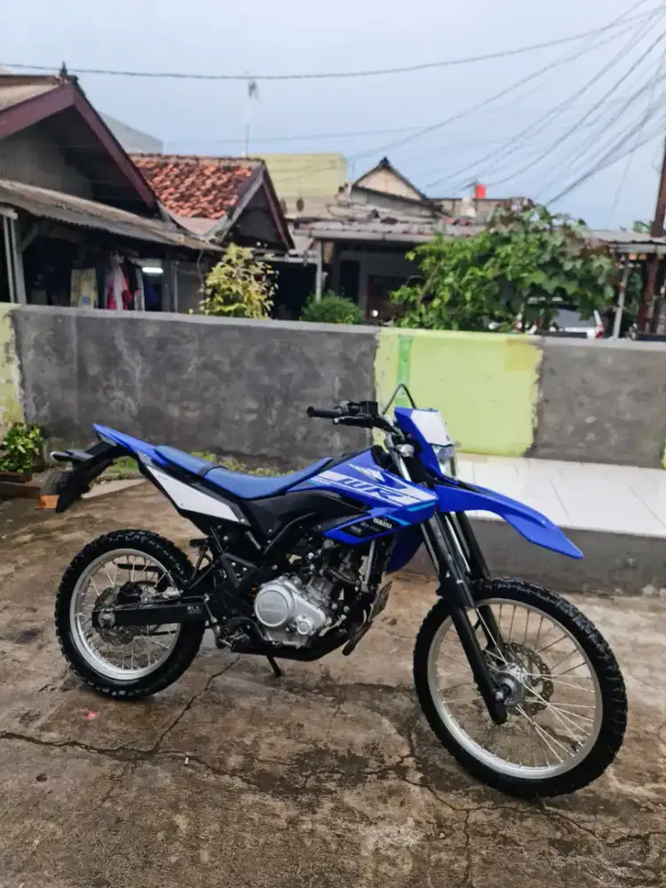 Yamaha WR 155 trail