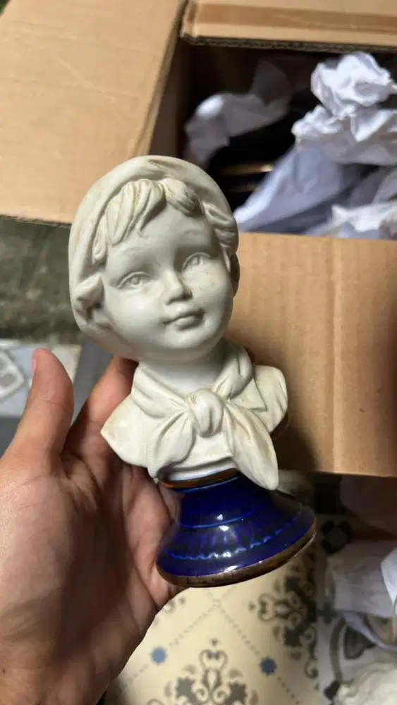 Patung Kepala Anak Antik/Vintage