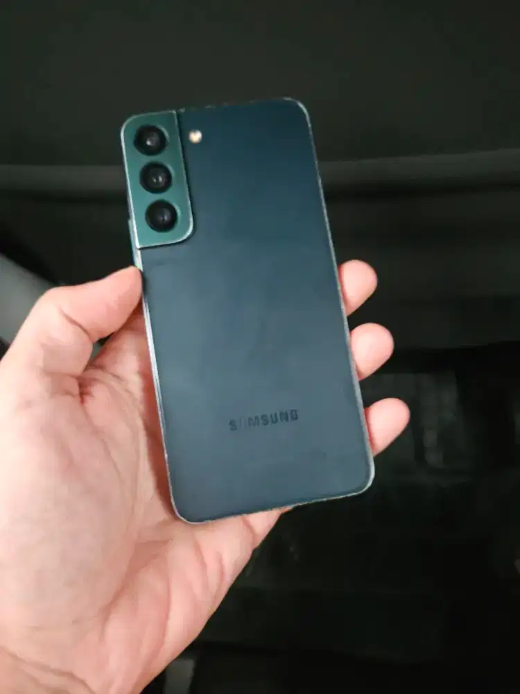 Samsung s22 5g 8/128 bonus charger n casing alias tinggal pake