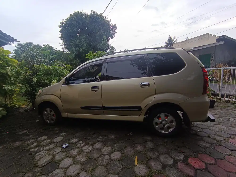 Toyota Avanza 2005 Bensin