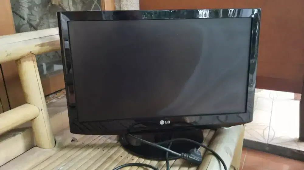 TV LCD Merk LG Mulus