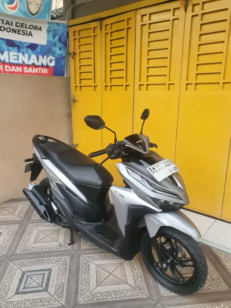 Siganteng tampil dulu