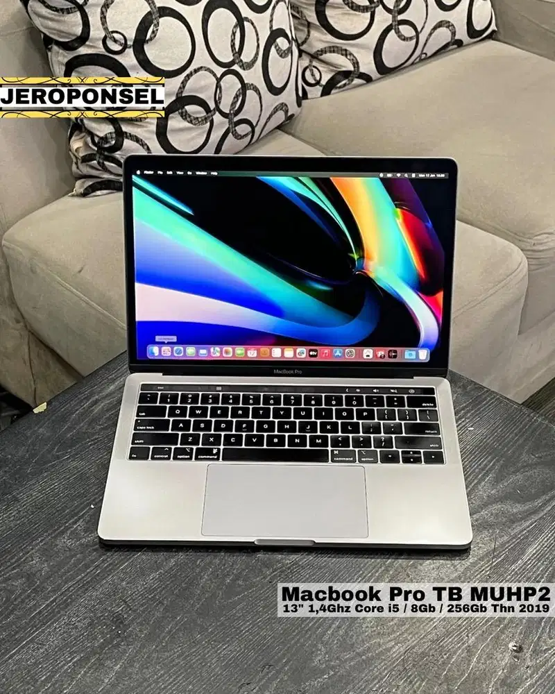 MACBOOK PRO 2019 13” i5 8/256GB SPACE GRAY ORIGINAL GARANSI MULUS