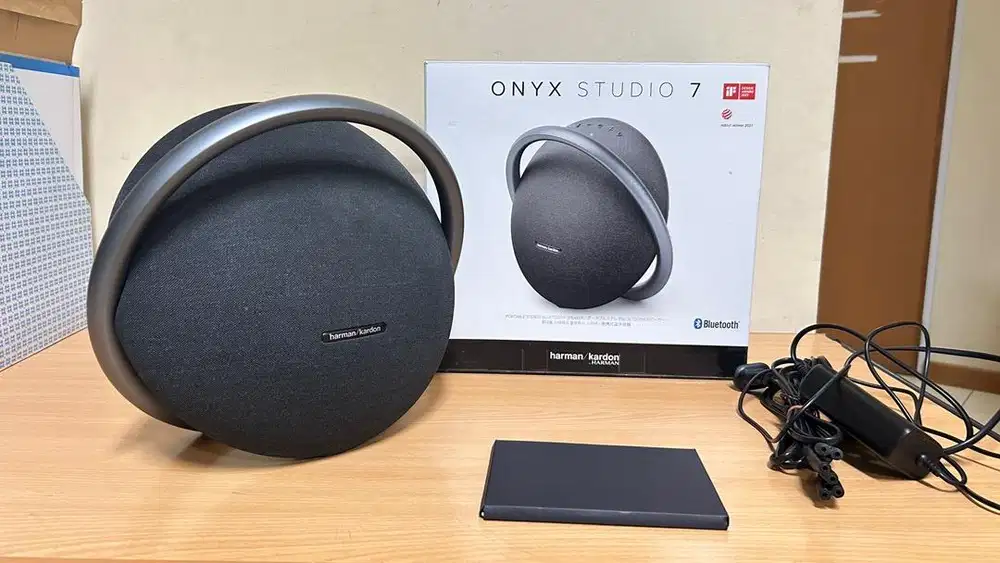 Harman kardon onyx 7