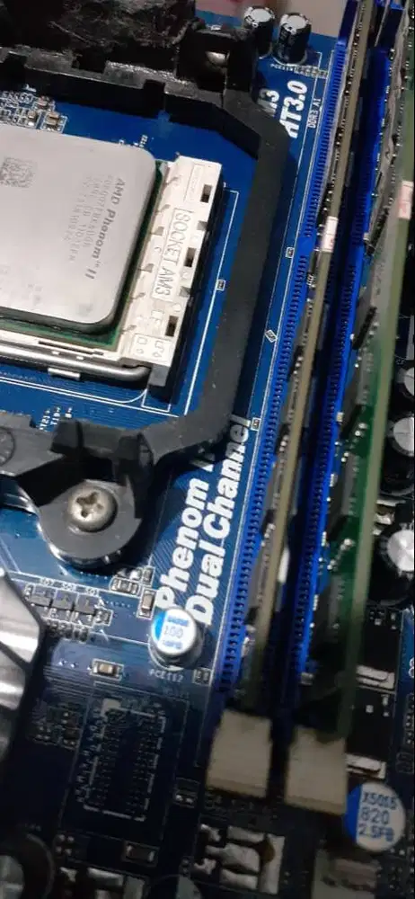 Jual Mobo AM3/AM3+ apa adanya minus