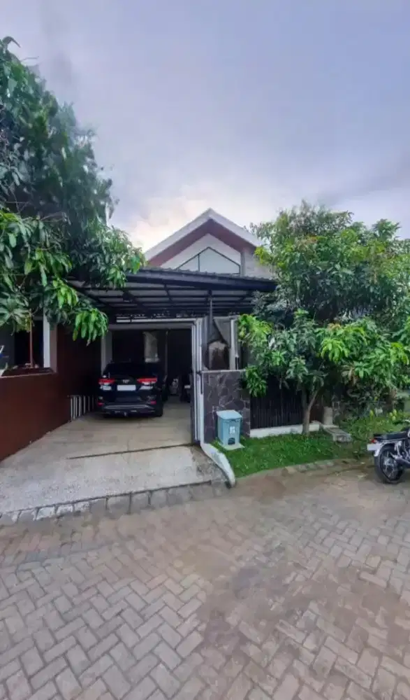 Rumah mewah siap huni di Tidar  kawasan Elit