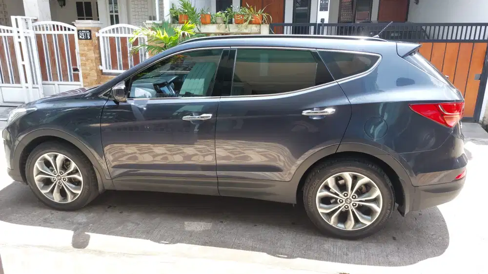 Santafe 2.2 AT CRDI Diesel 2013 (Pemakaian 2014)