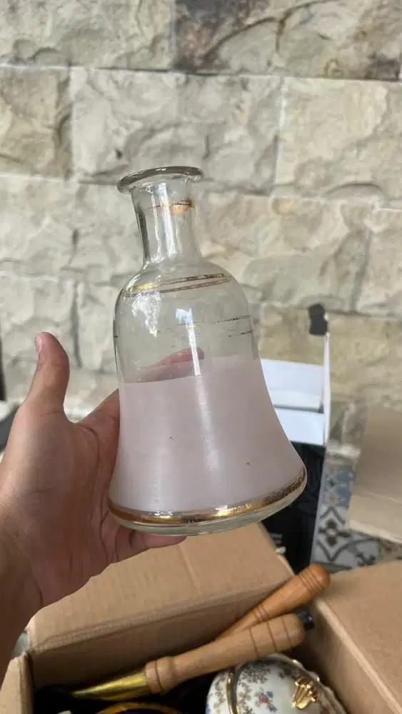 Botol Kaca Berpenutup (Decanter/Stoppered Bottle)