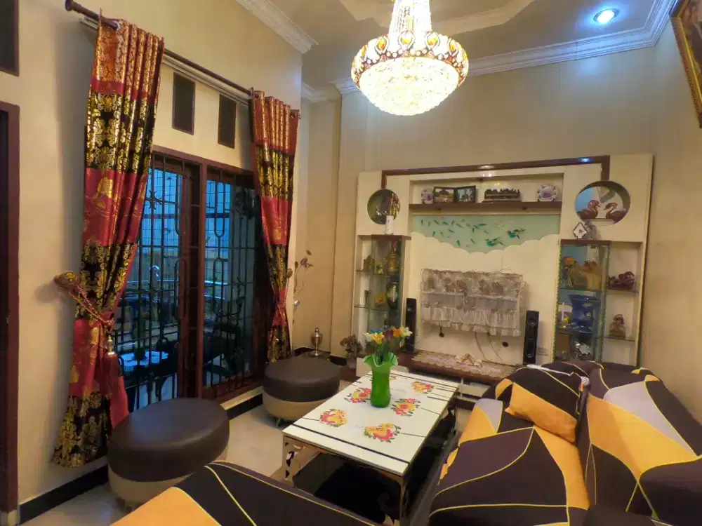 Dijual Murah Rumah Cantik Untuk Usaha Dan Tempat Tinggal-Pasti Untung