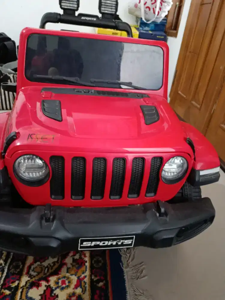Mobil aki anak anak jeep