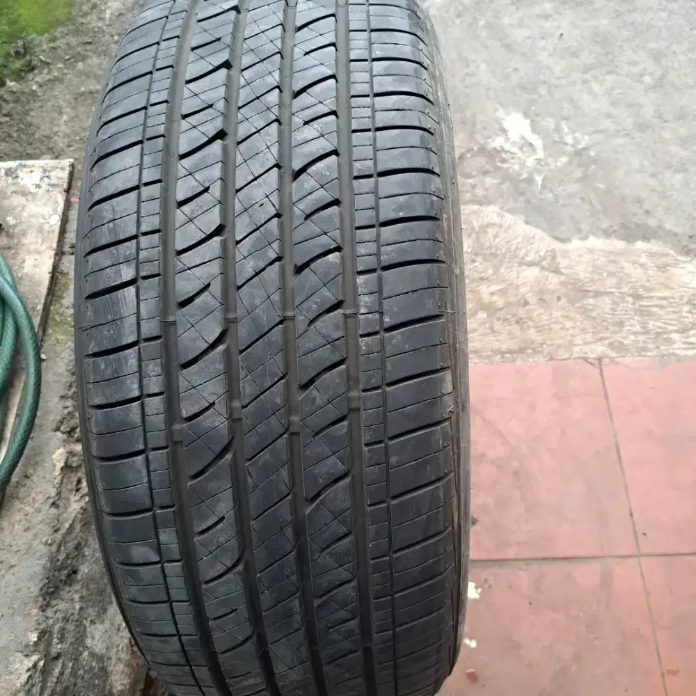 Ban hyundai palisade 245 50 20 bridgestone ring 20