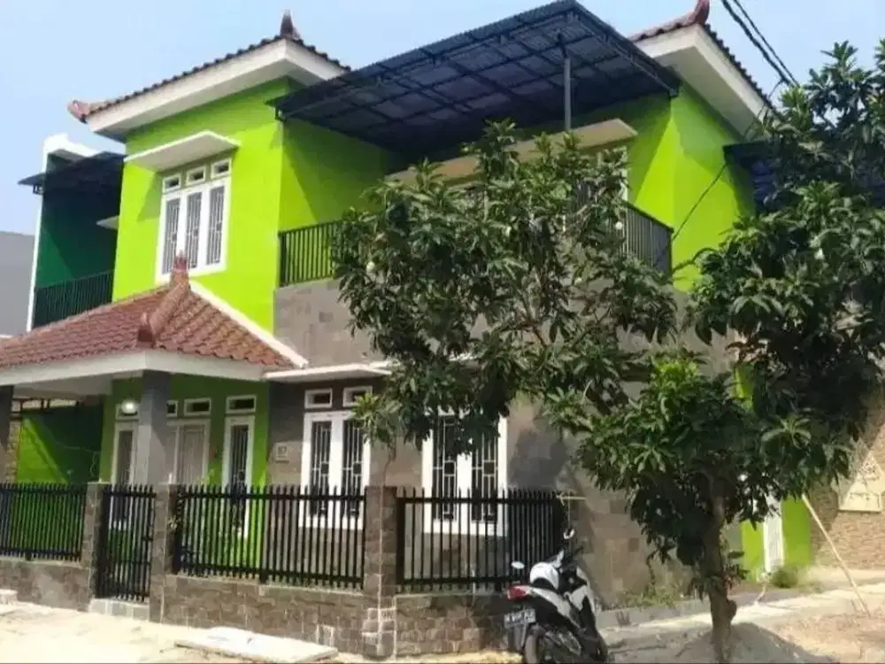 Disewakan Rumah mewah 2 lantai di Cluster Griya Cempaka Taman Royal 3 Poris Plawad Tangerang Kota