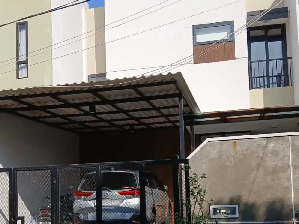 Rumah Siap Huni Di  Bulevar Hijau Cluster Dilenia, Harapan Indah