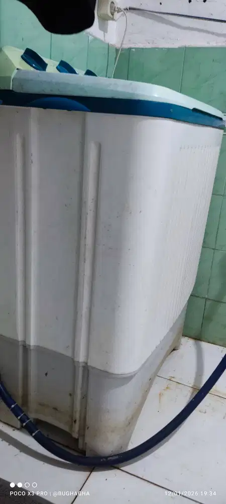 DIJUAL MESIN CUCI BEKAS POLYTRON PWM 8366