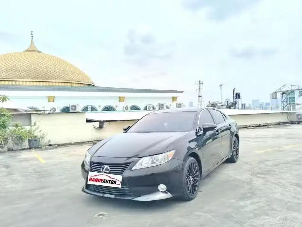 Lexus ES250 Tahun 2013 Automatic Hitam