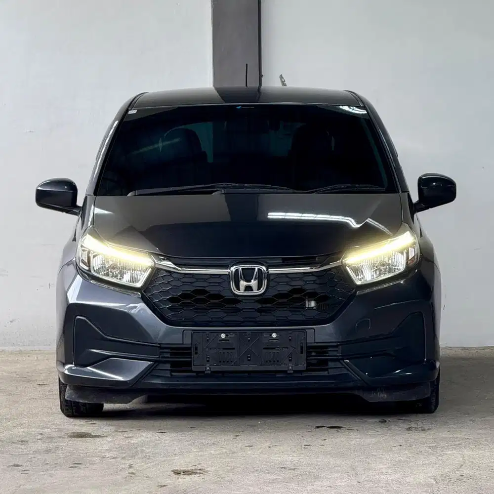 Honda Brio E Matic 2023 abu