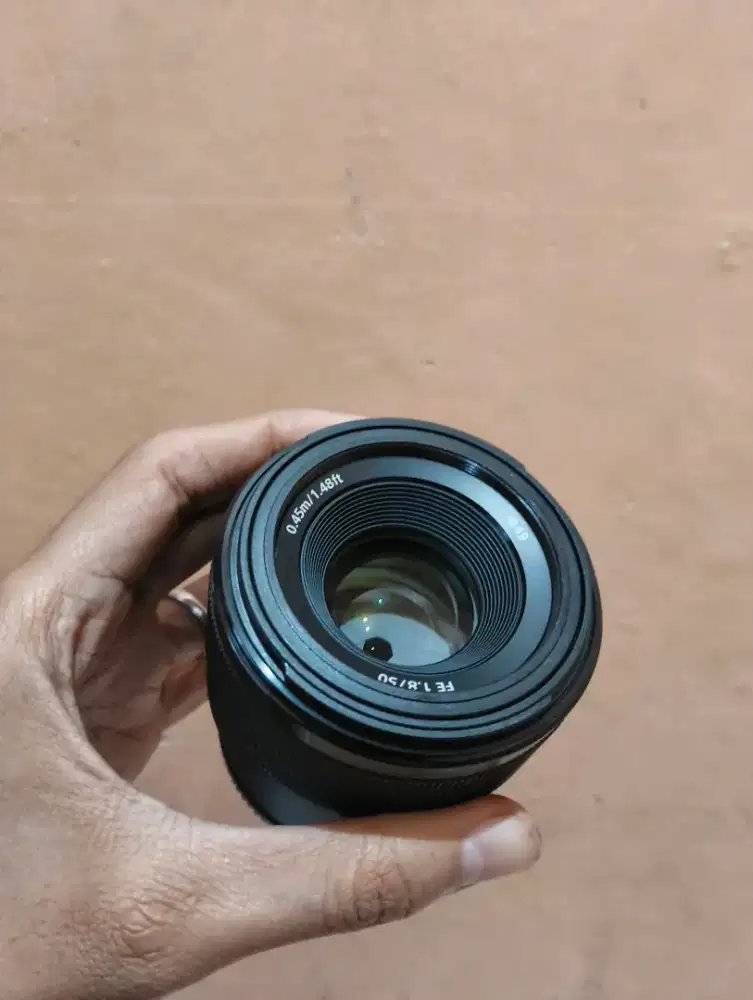 Lensa Sony FE 50mm 1,8