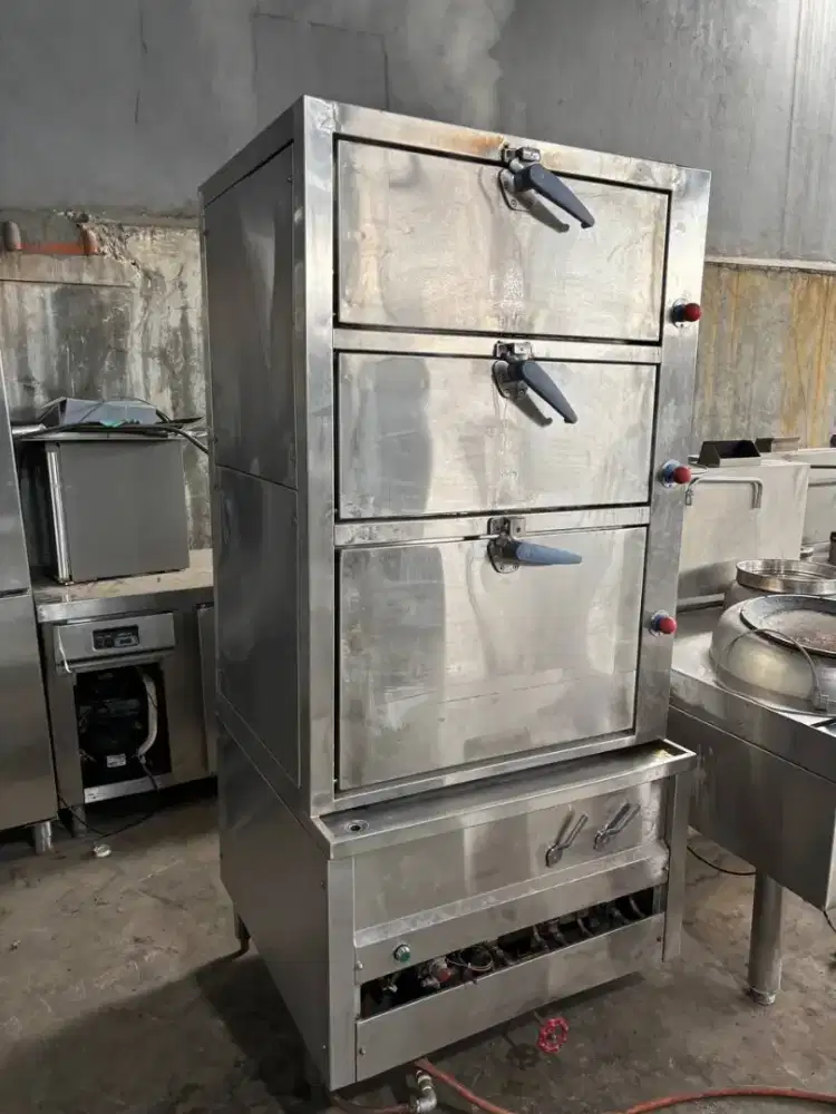 Steamer 3 deck 
Hrg 8,5 jt