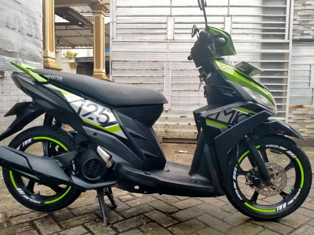 Yamaha 125 blucore lengkap motor sehat keterangan detail dibawah