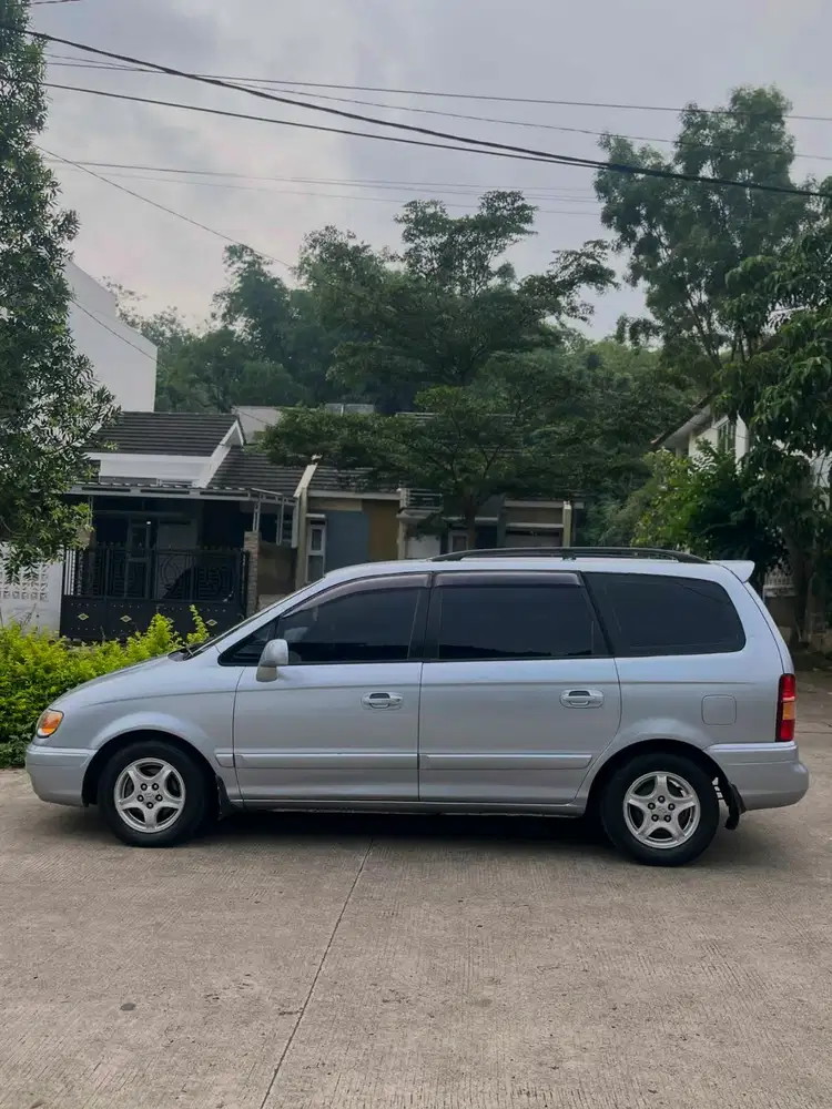 Hyundai Trajet 2001 Bensin