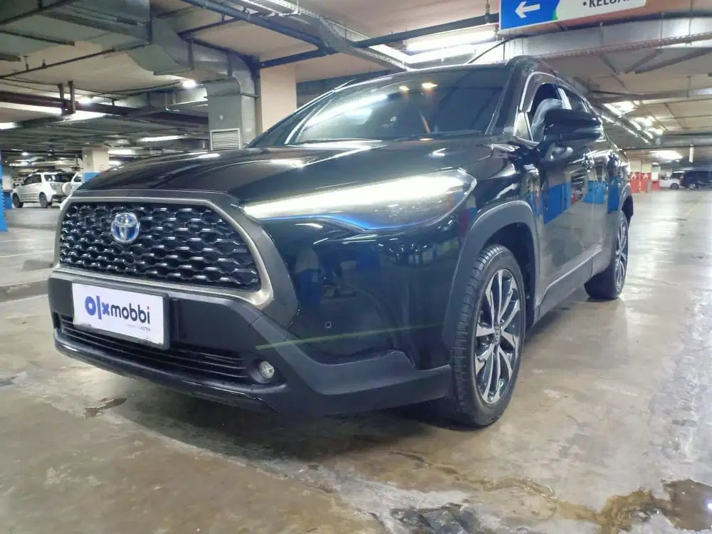 DP 5% Toyota Corolla 1.8 Cross Hybrid Bensin-AT 2020 SML