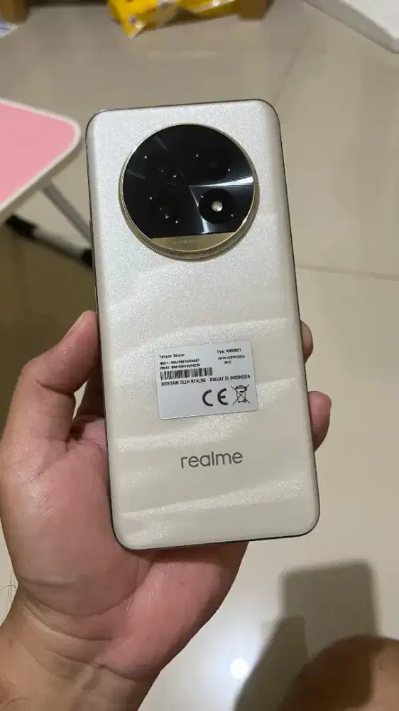 Realme 13 Pro Plus 5G 8Gb/256Gb Mulus Fullset Garansi Panjang