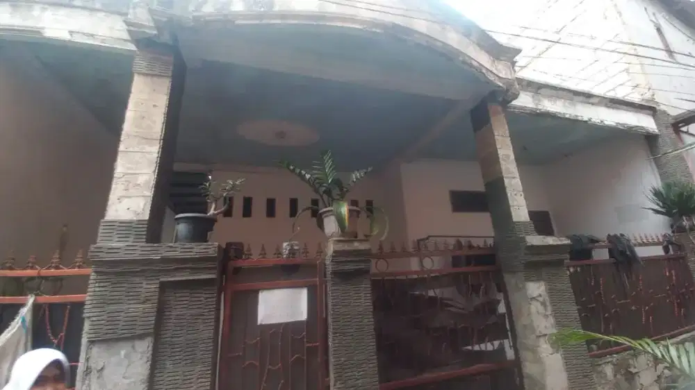 Jual Cepat Rumah Kos 8 Kamar. Lokasi Strategis