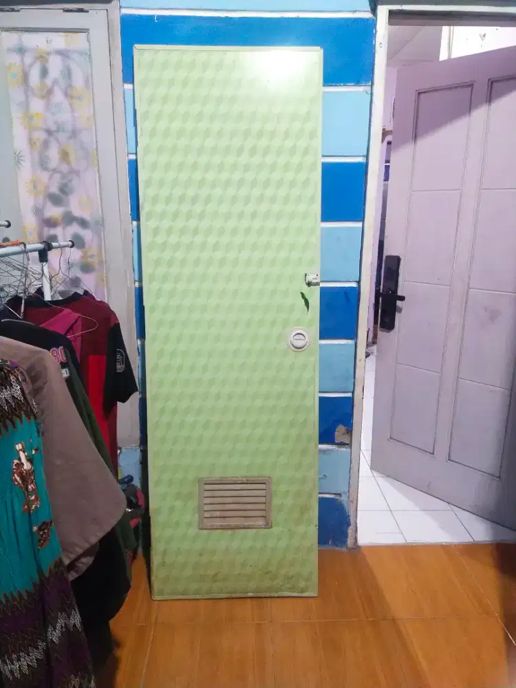 Pintu pvc kamar mandi