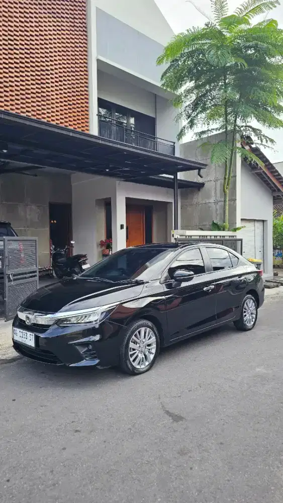 City E 1.5 CBU Sedan [KM 13rb]