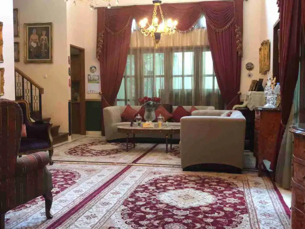 Dijual Eksklusif Rumah Free Furnitures Bagus Di Menteng Bintaro