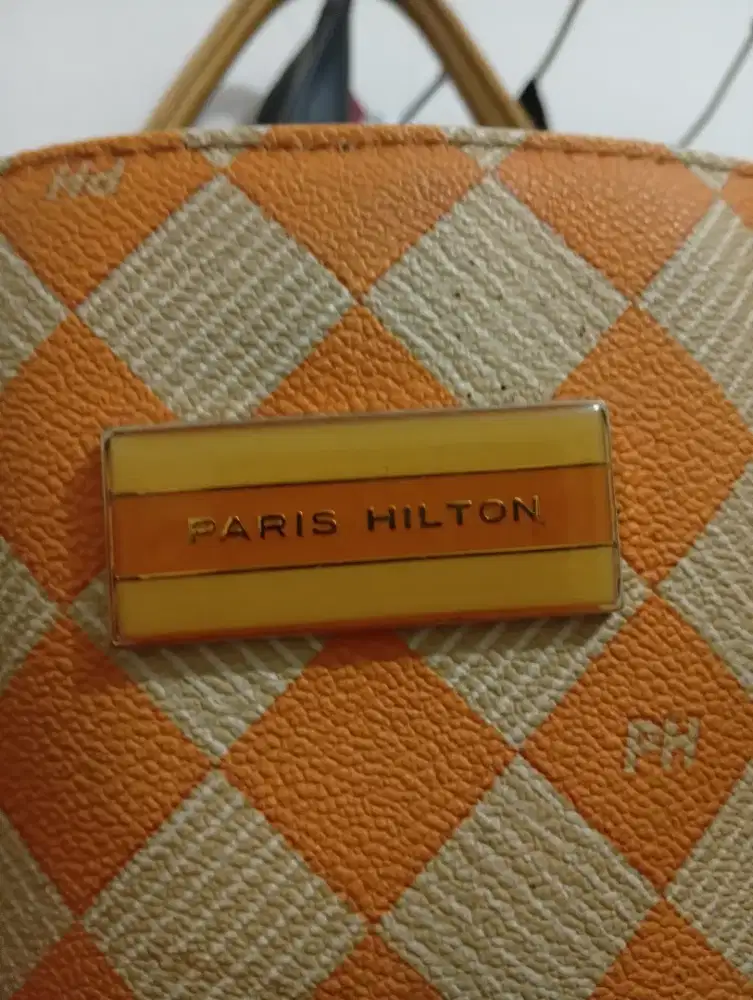 Tas ori paris hilton