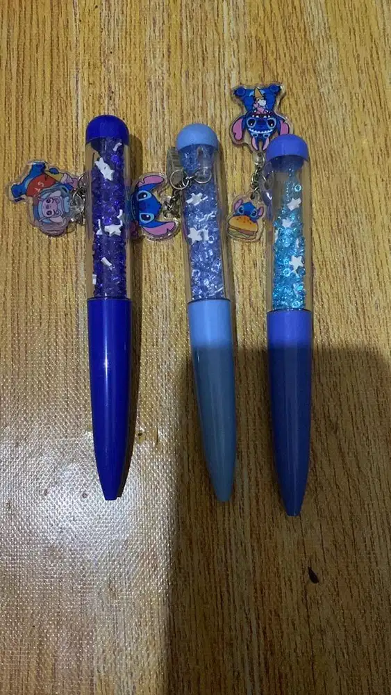 Pulpen gantung stitch