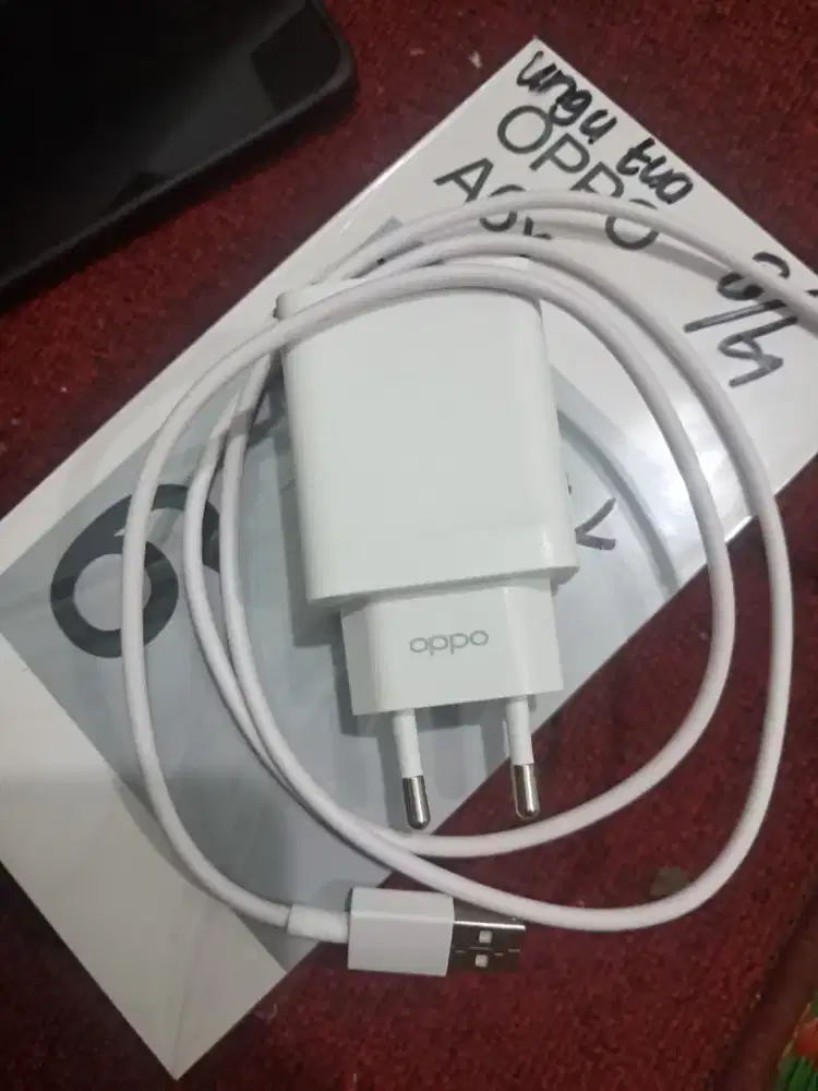 OPPO A6x 4+4GB (8GB) / 64GB (Second Like New) – Warna Ungu Tua