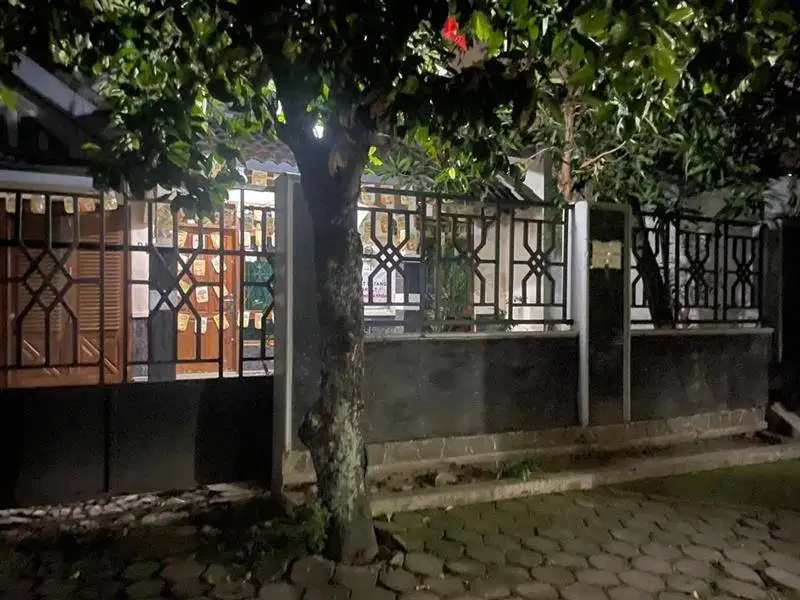 Disewakan rumah tinggal istimewa 2 lantai di tengah kota Jogja, Baciro