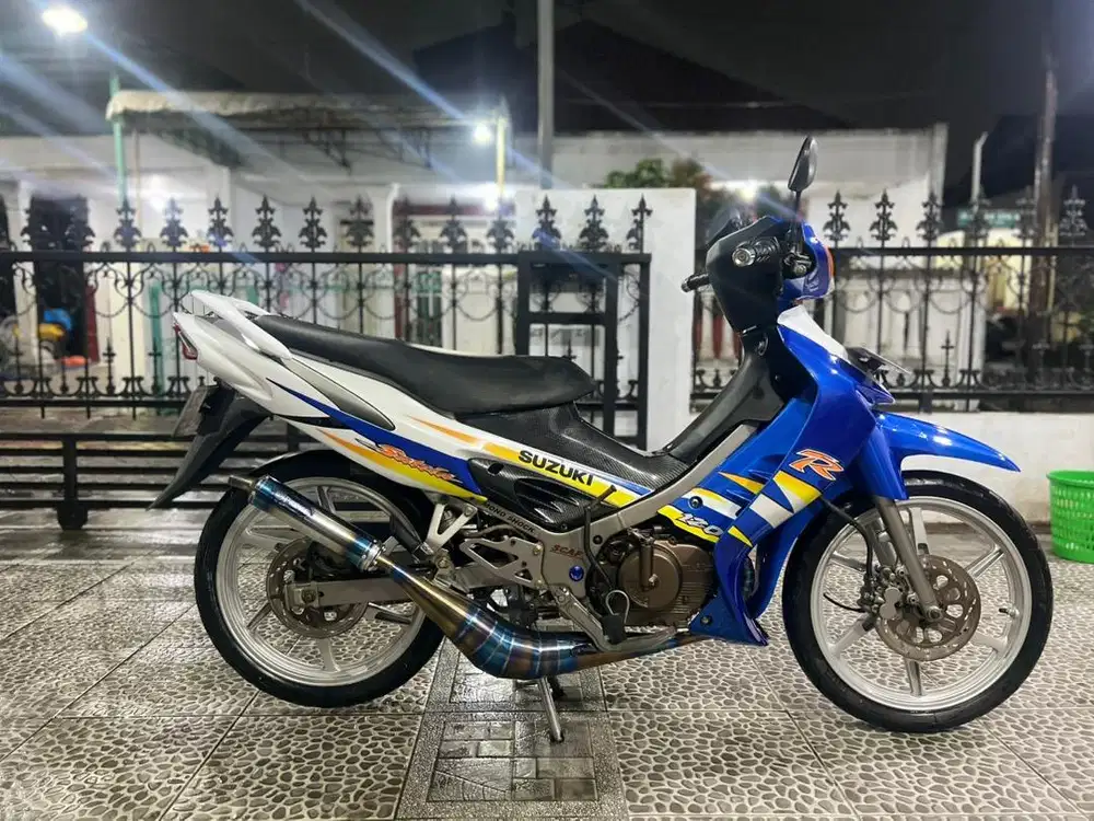 Suzuki satria hiu 2004
