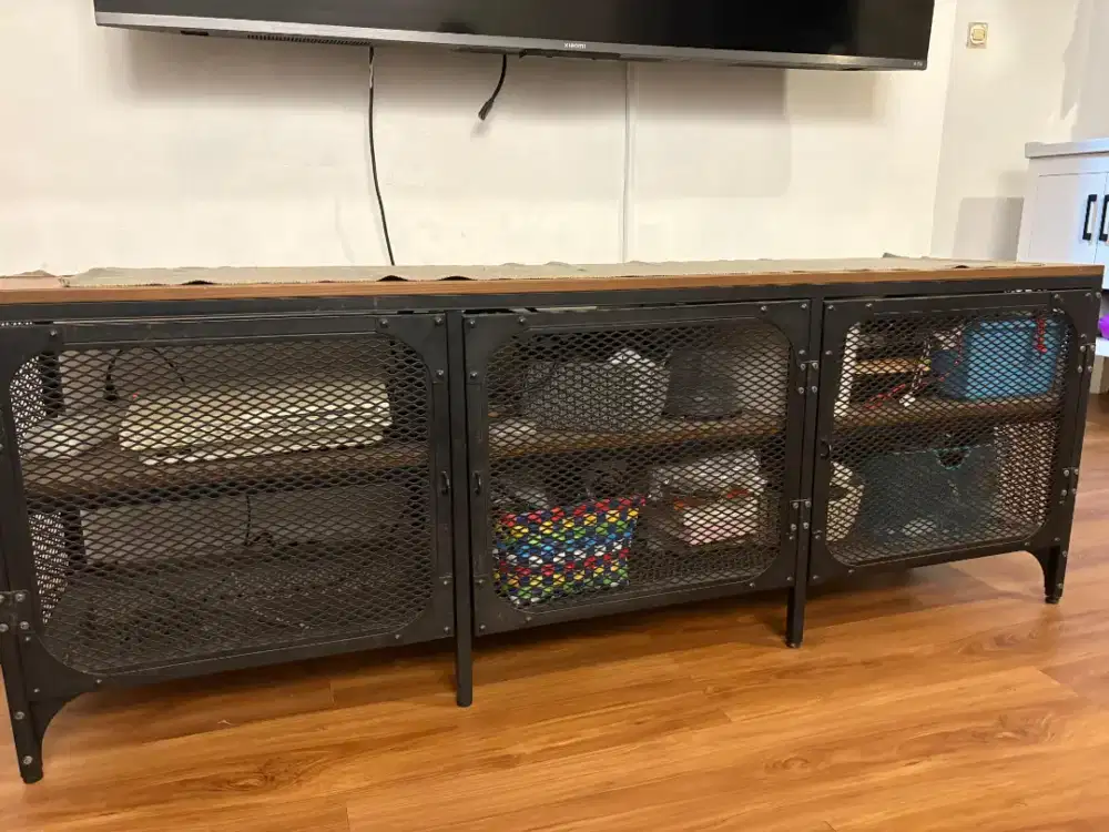 Rak TV / Bufet IKEA FJÄLLBO Industrial Style - Like New!