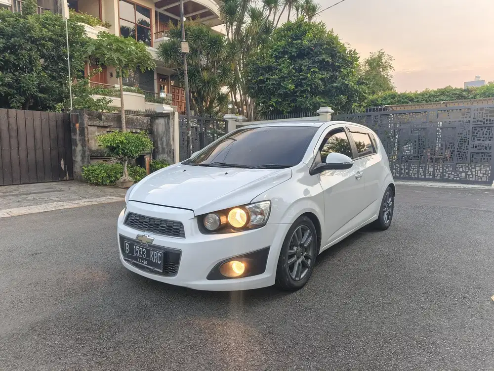 Chevrolet Aveo 2014 Bensin