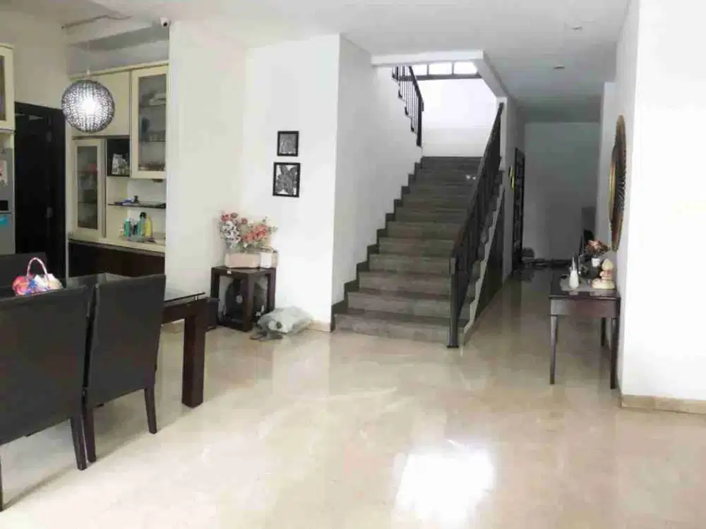 Dijual cepat rumah di kebon jeruk jakbar