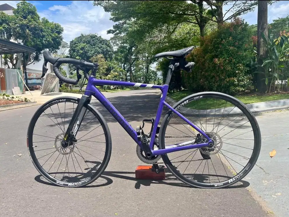 Roadbike cannondale caad 13 sram rival 12 speed