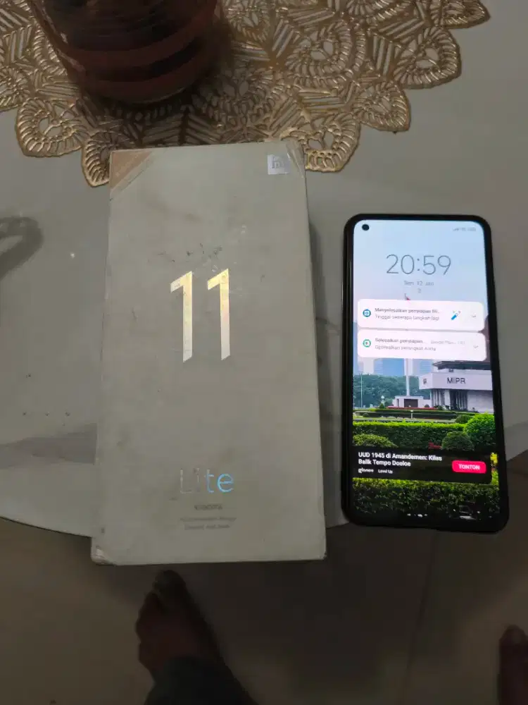 Xiomi 11 lite hitam 8 / 128