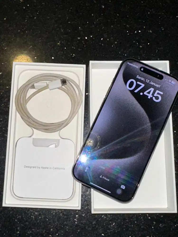 Jual iPhone 15 Pro 256GB