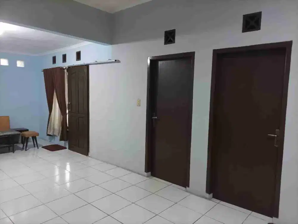 dijual rumah siap huni di taman Cibaduyut indah